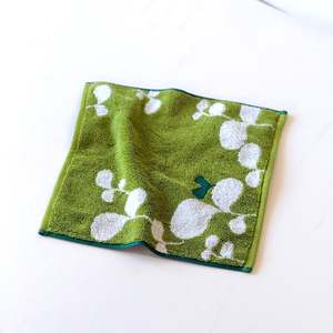 Japanese Cloths Towels: Heart Leaf Face Towel in Green
