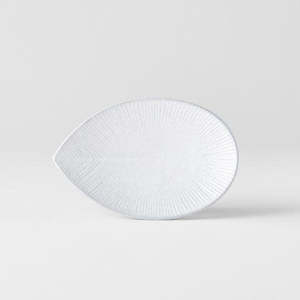 Small Plates: Snow Leaf Small Oval Plate