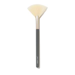 Jane Iredale: Fan Brush