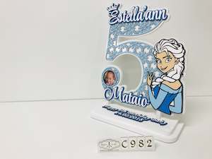 C982 5th Birthday Plaque