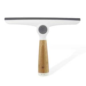 Shower Glass: Full Circle Wipe Out Pivoting Squeegee