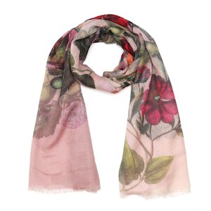 Botanical Bloom Scarf – Merino Wool Silk Wrap | Vintage-Inspired Magenta Flowe&hellip;