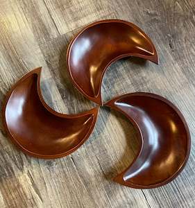 Home Decor: Crescent Moon Mango Wood Bowl, Brown