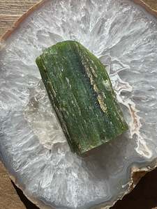 Tremolite, Green Freeform