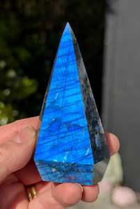 Labradorite: Labradorite Diamond 4
