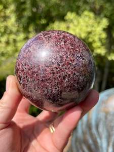 Garnet-Grenatite Sphere