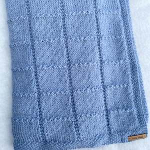 Blankets: "Sweet Dreams" hand knit baby cot blanket