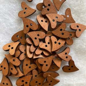 Vintage style wooden heart buttons - pack of 25