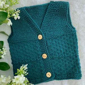 Knitting pattern: Cosmo baby vest