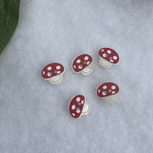 Buttons: Mushroom buttons - pack of 5