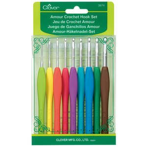 Clover Amour Crochet Hooks - Set of 9 - 2mm - 6mm