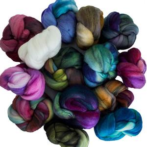 Malabrigo Wools: Malabrigo Nube 200 Nubecita- ultra-soft merino fibre -  16-17 x 15 gram mini braids.