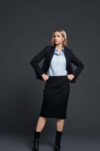 Skirts: ZE-PHYRIA SKIRT