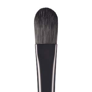 Makeup Tools: CONCEALER BRUSH CN2