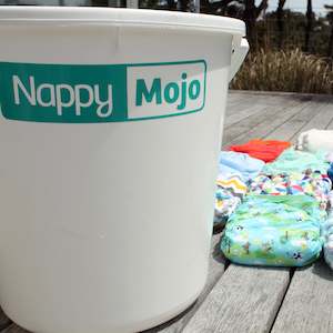 Other Cool Stuff: Nappy Mojo Nappy Bucket