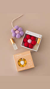 Living: Hanging Daisy Air Freshner