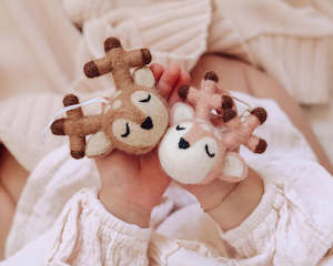 Christmas Decorations: Felt Christmas Decorations - Deer Head Ornament