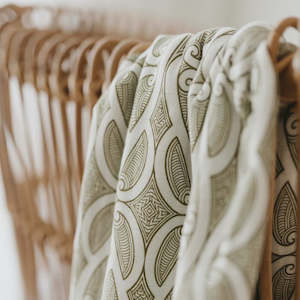 BO & KO - Te Pātiki Pēpi Wrap - Green