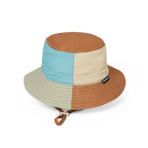 Caps: Crywolf - Swim Bucket Hat - Ocean Colourblock