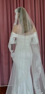 Products: Mantilla Lace Veil