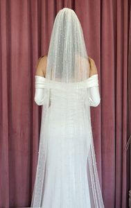 Products: Heavily Decorated Scattered Pearl Veil