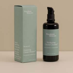 Signature Range: Hydrating Cream Cleanser