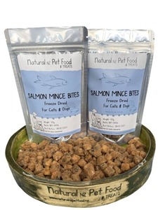 Products: Salmon Mince Bites – Freeze Dried