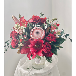 Products: Berry Bloom in Glass