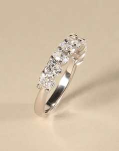 Young at Heart Claw Set Oval Diamond Band