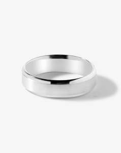 Brushed Flat Band with Polished Edges