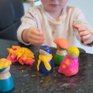 12 Rainbow Folk - B-grade