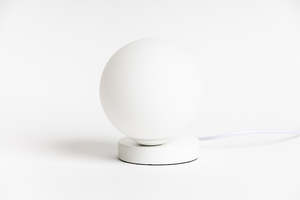 Lighting: Yuri Table lamp