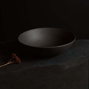 NEW Otto 34cm Serving bowl-black - PRE-ORDER FOR LATE NOV