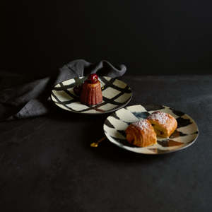 Otto 21cm Cross Side Plate - PRE-ORDER FOR LATE NOV