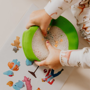 Jellystone: Peekaboo Sensory bag