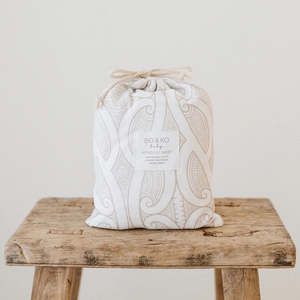 Bo & Ko Fitted Cot Sheet - Te Pātiki Mocha