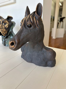 Products: Ceramic horse Nelson City Framers