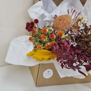 Dried Flowers: Dried Flower Box - Autumn Colours