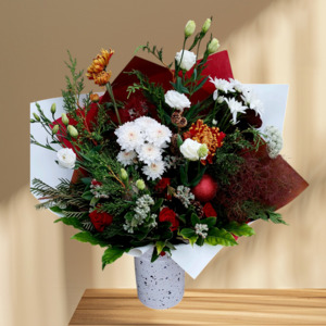 Fresh Flowers: Christmas Bouquet