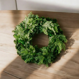 Fresh Flowers: Christmas Greenery Wreath