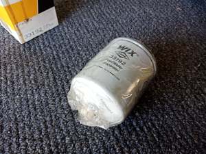 Fuel Filter: Bobcat 425, S250H Fuel Filter