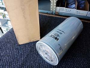 Fuel Filter: International 7600, Kenworth C509, Komatsu Fuel Filter