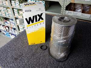 Oil Filter: Komatsu PC, WA Oil Filter