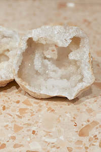 Crystals: Large Geode Crystal - Set 3