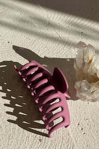 Hair Clips: Classic Claw Clip - Matte Plum