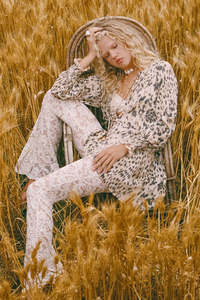 Labyrinth Lace Bells - Cloud Cream