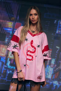 Tees: Serpent V-neck Tee - Pink