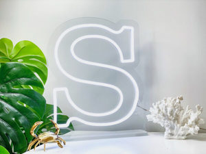 Single Letter - Stunning Outline Letters for your home