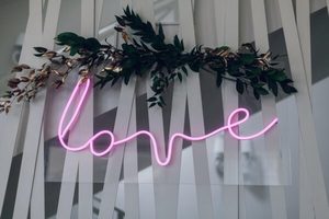 Products: Love - The ulimate sign for your wedding or next event