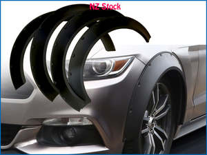 Exterior: Universal Car Fender Flares